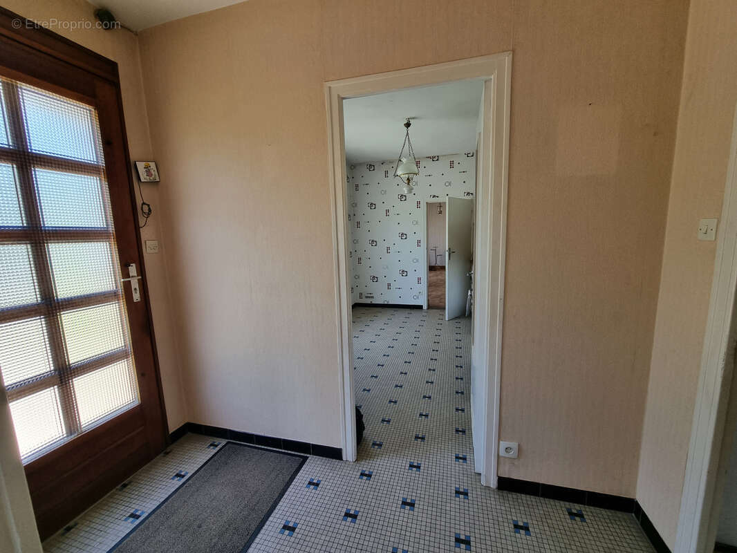 Maison à CORPS-NUDS