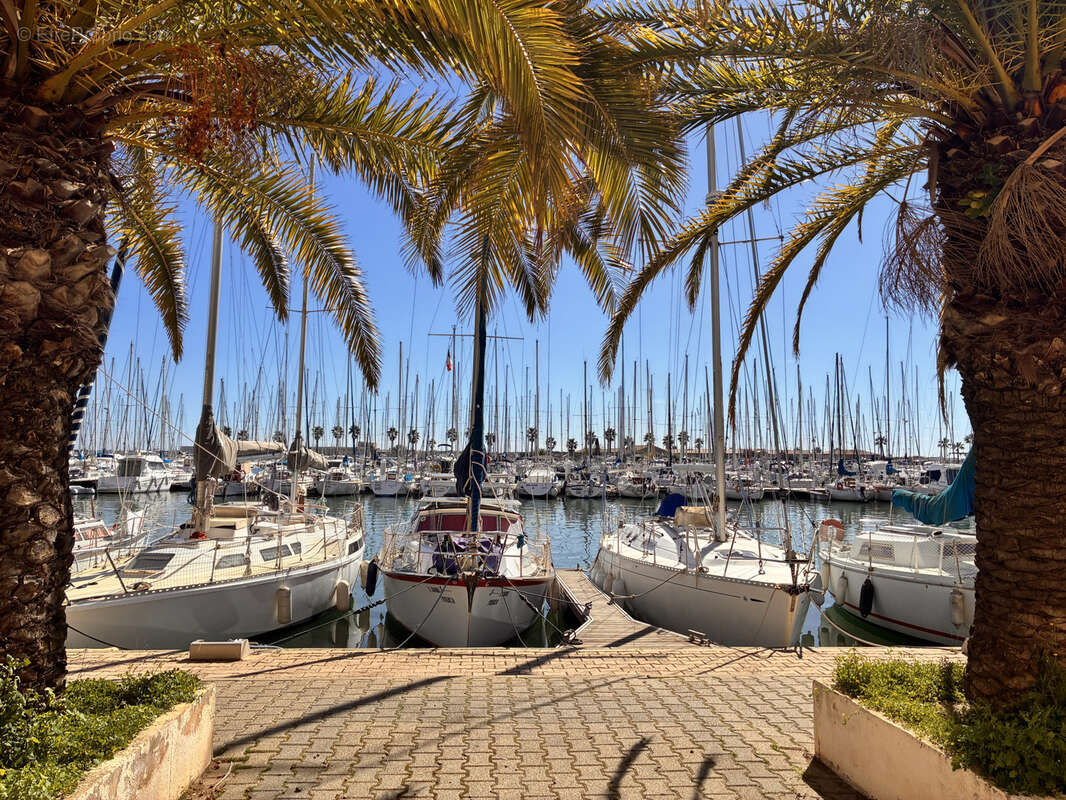 Appartement à GRUISSAN