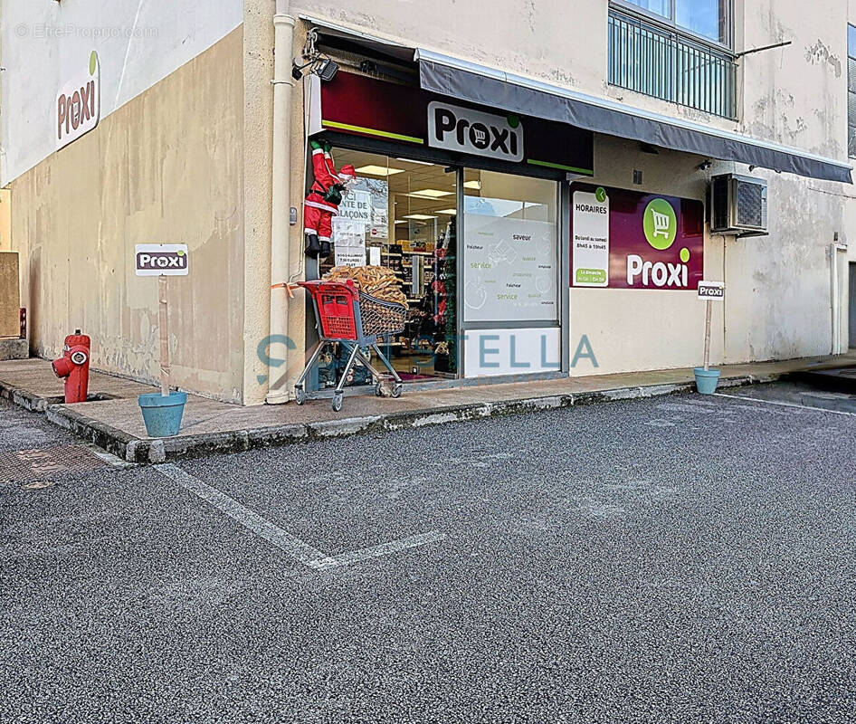 Commerce à AJACCIO