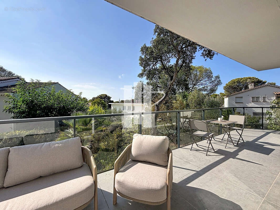 Haut de villa rénové avec solarium vue mer au calme à Boulouris - photo 5