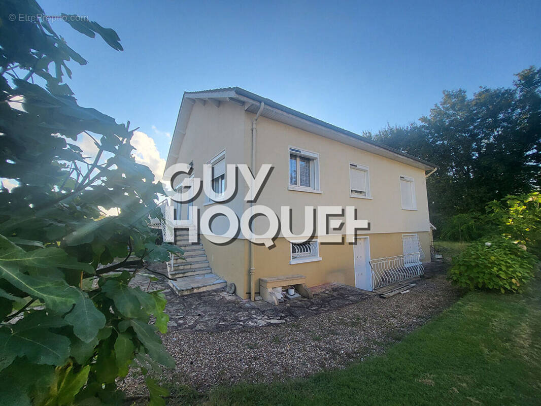 Maison à PARAY-LE-MONIAL