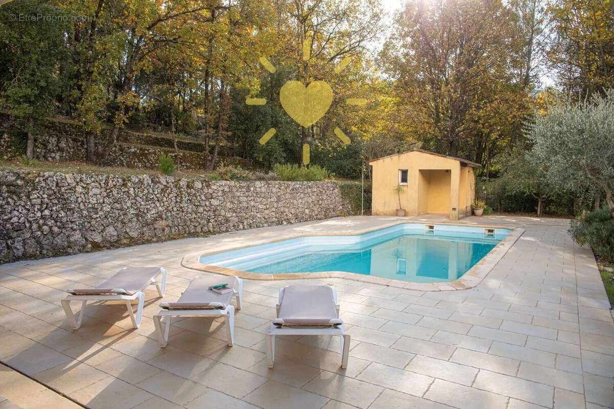 BARGEMON :  Villa Contemporaine- 6 pièces avec piscine chauffée - photo 2