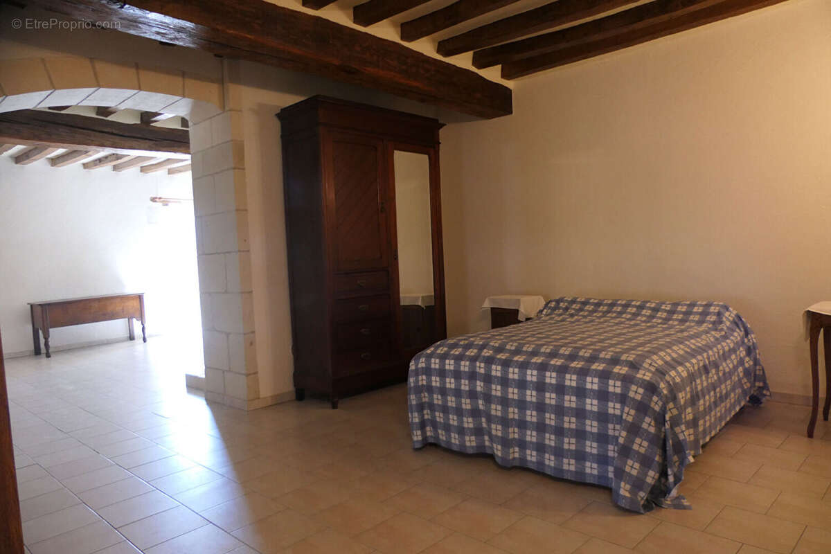 Propriété rare, destinée aux amoureux de belles demeures et de lieux de vie hors du commun ! - photo 11