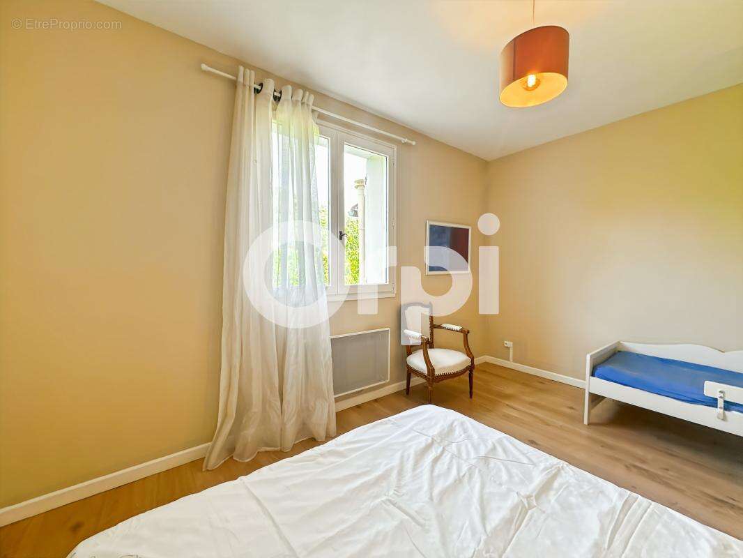 Maison à VALLON-PONT-D&#039;ARC