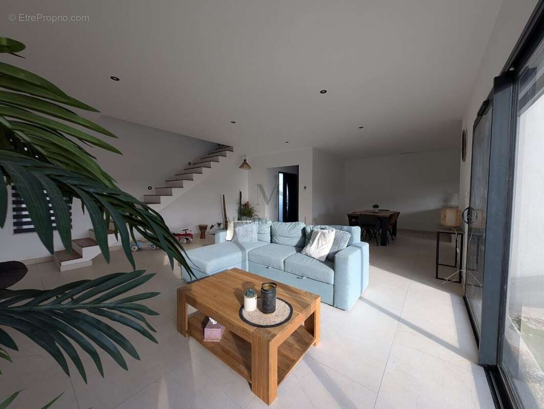 Maison à SAINT-GELY-DU-FESC