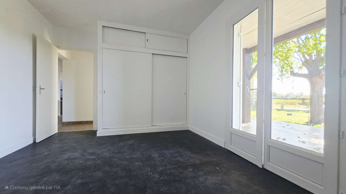 Maison à SAINT-MAGNE-DE-CASTILLON