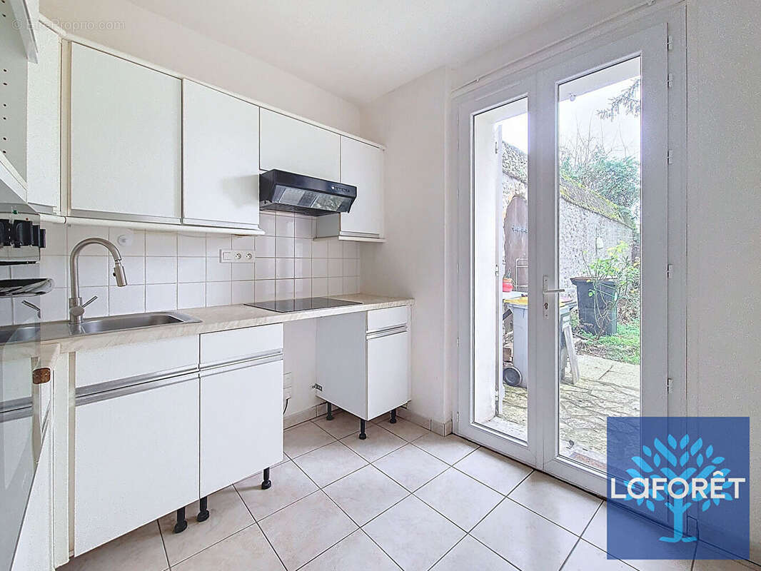 Maison à MORIGNY-CHAMPIGNY