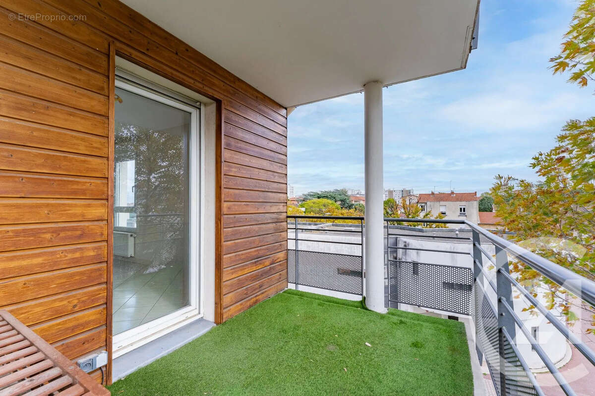 Appartement à SAINT-FONS