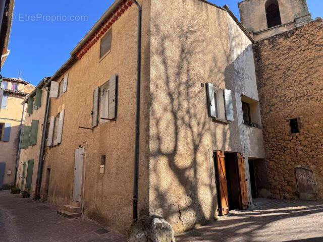 Maison à PEYROLLES-EN-PROVENCE