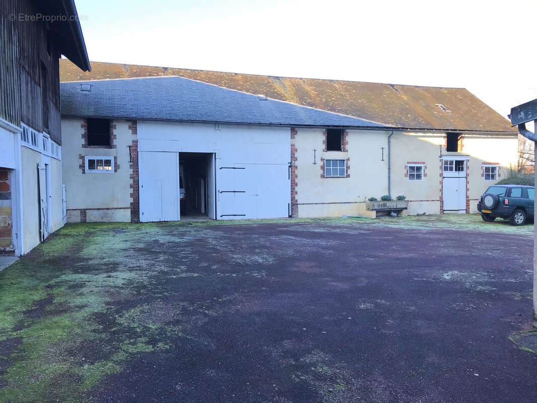 Maison à COURTENAY