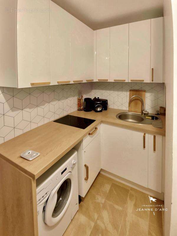 Appartement à PARIS-20E