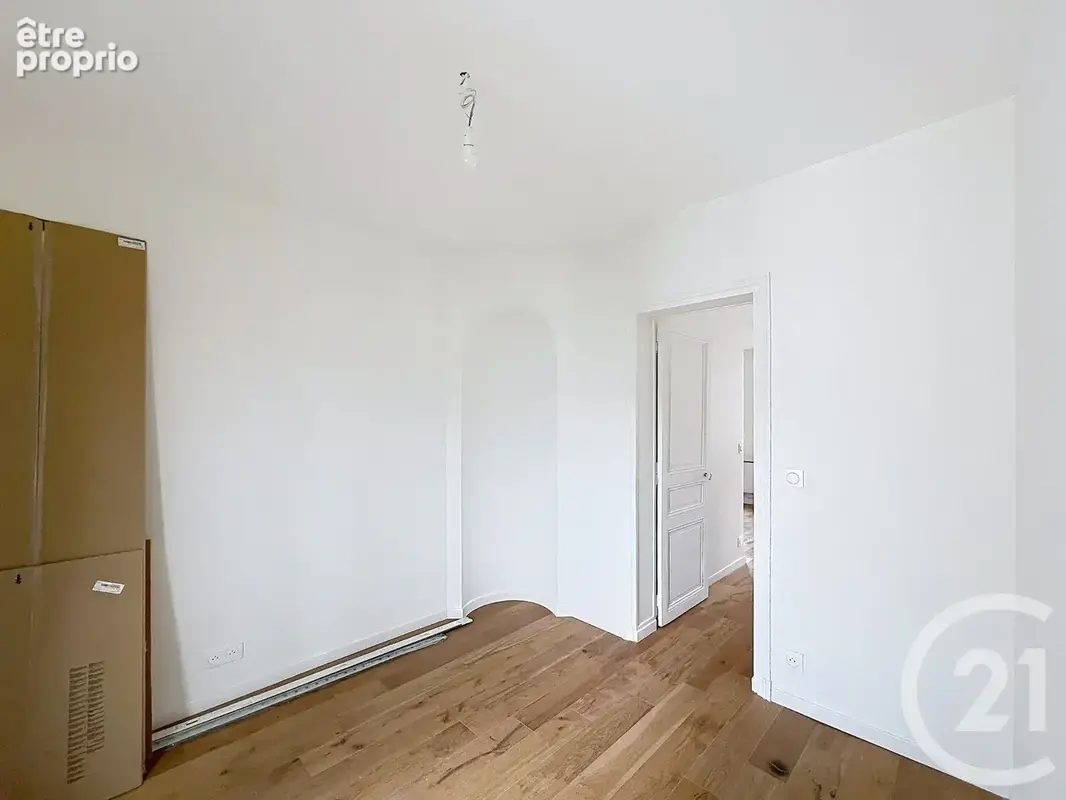 Appartement 3 pièces 55 m² à vendre à Saint-Cloud (92210) - photo 10
