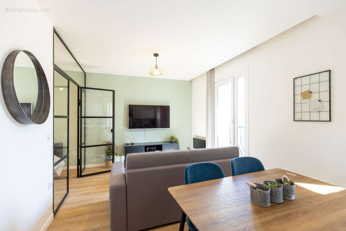 Appartement à MARSEILLE-6E