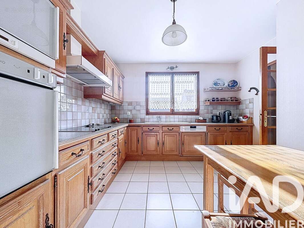 Photo 9 - Maison à MONTIGNY-LES-CORMEILLES