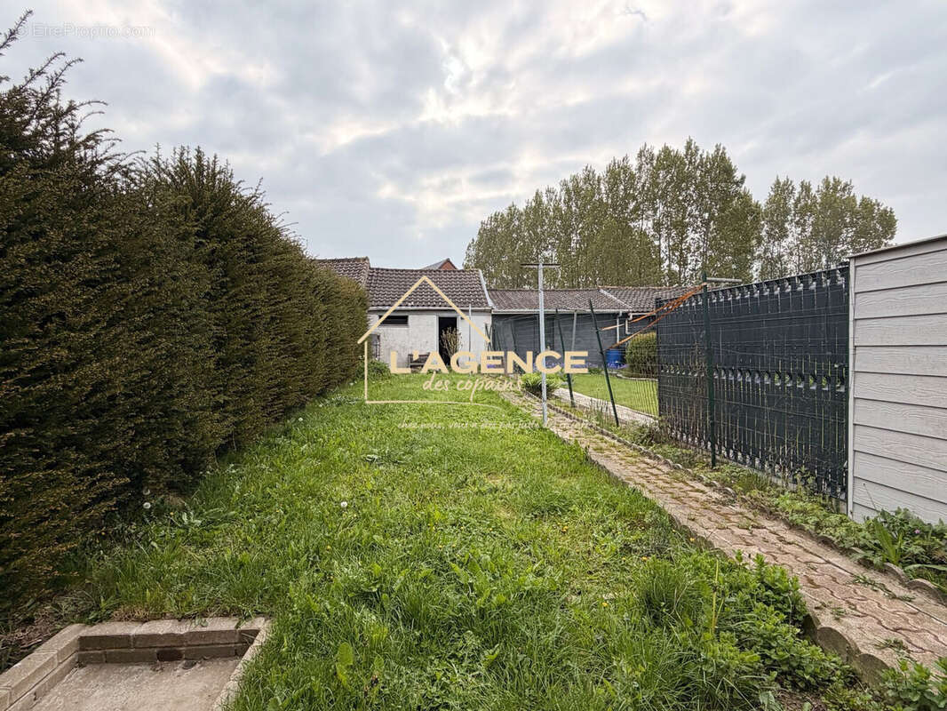 Maison à SAINT-SYLVESTRE-CAPPEL