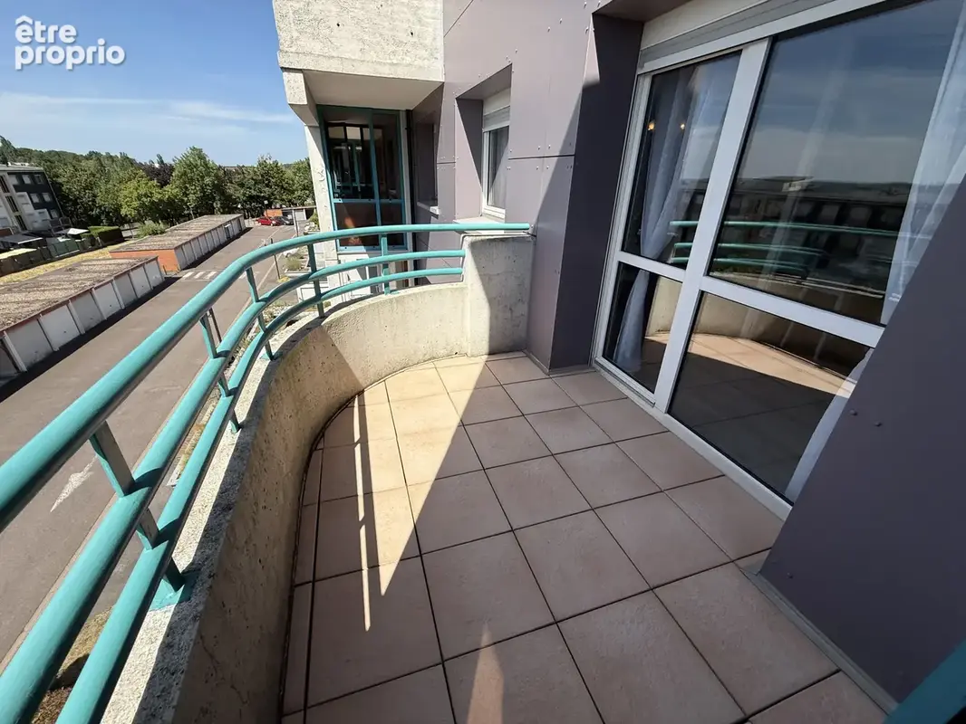 Appartement 5 pièces   82,20 m2   veranda et balcon - photo 12