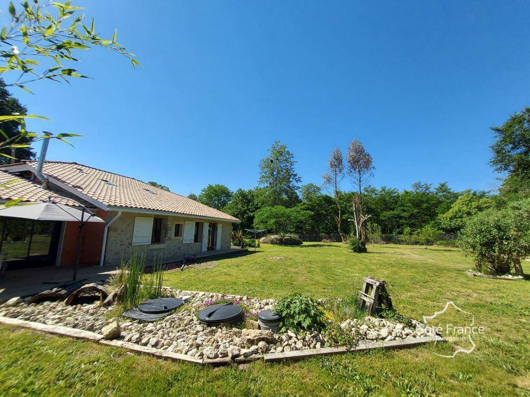Maison à BAZAS