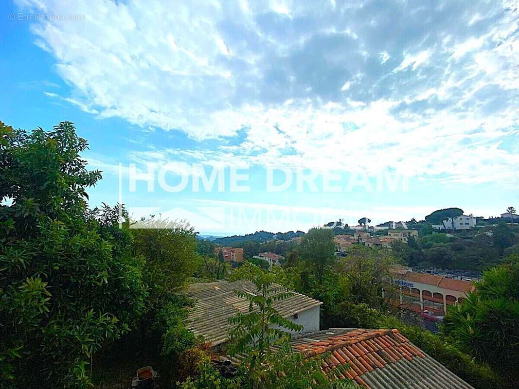 Appartement à VENCE