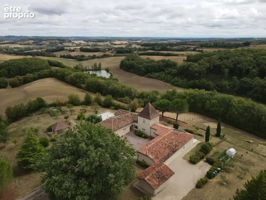 Une propriété de caractère au cœur d’un environnement naturel préservé - photo 13