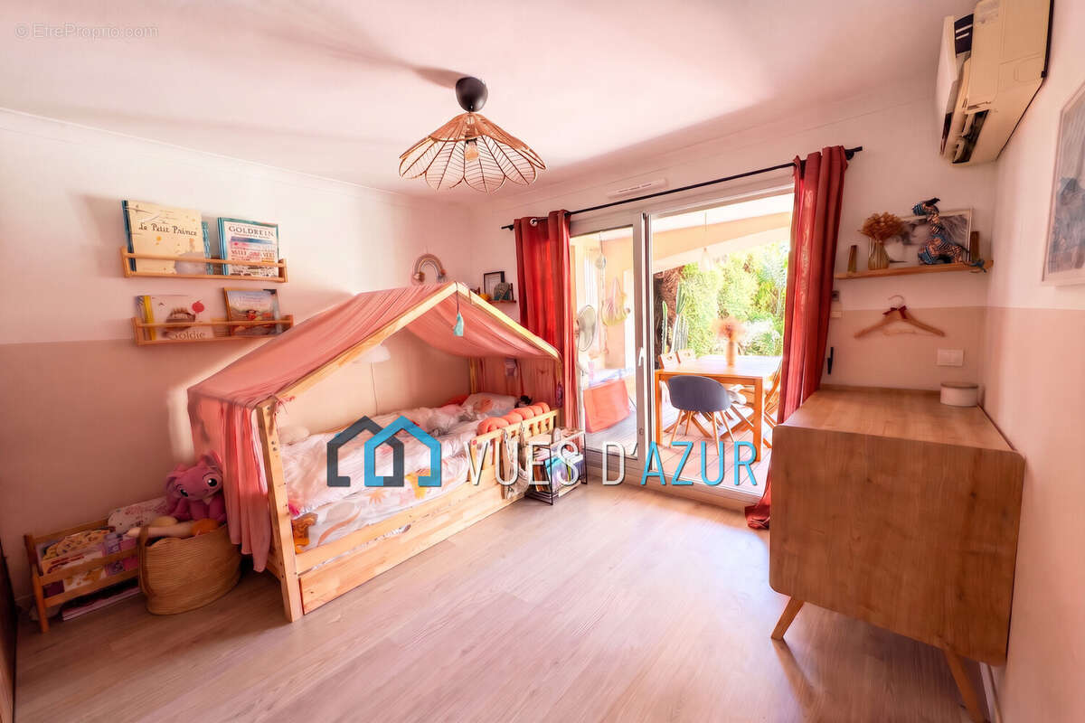 Appartement 79 m² à Antibes  - photo 7