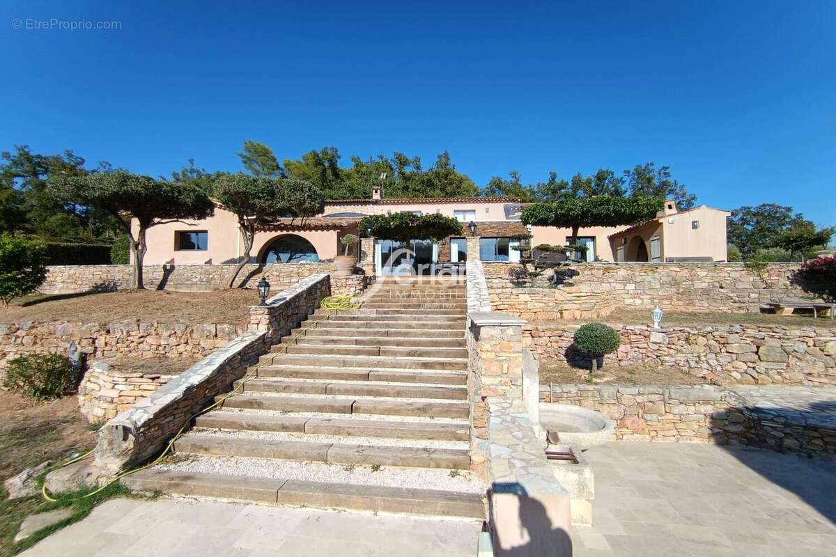 Maison à DRAGUIGNAN