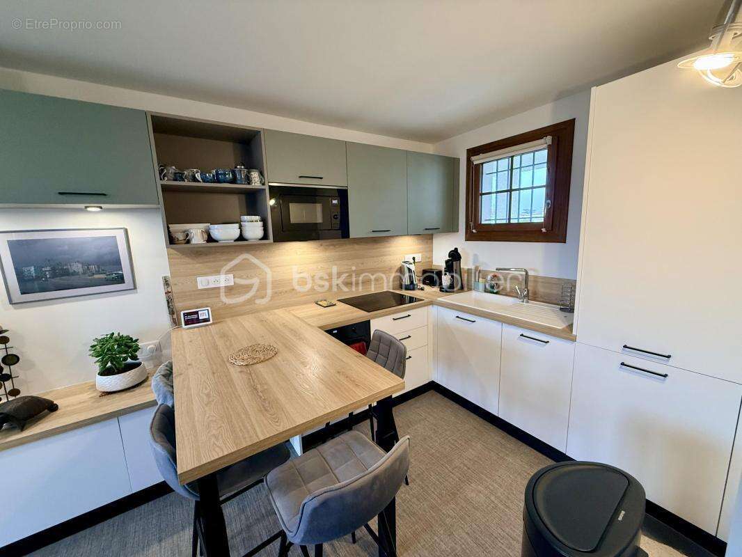 Appartement à VAUX-SUR-MER
