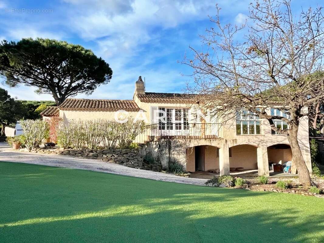 Maison à RAMATUELLE