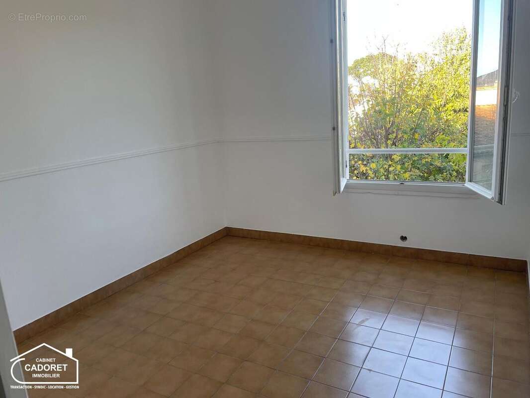   - Appartement à SAINT-MICHEL-CHEF-CHEF