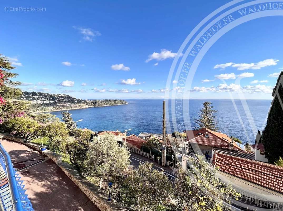 Appartement à ROQUEBRUNE-CAP-MARTIN