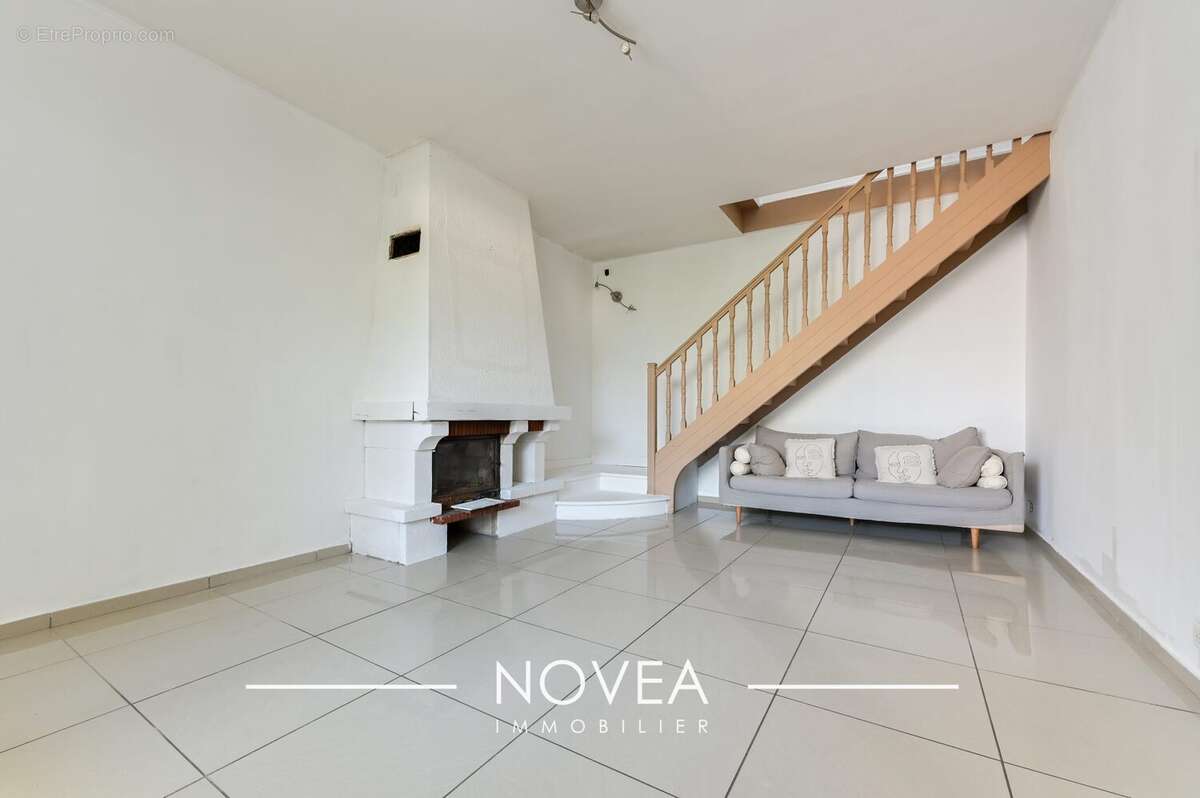 Maison 110 m² à Villeurbanne  - photo 6