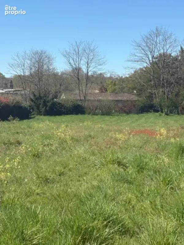 Photo Terrain à Lugon-Et-L'ile-Du-Carnay au prix de 82 000€