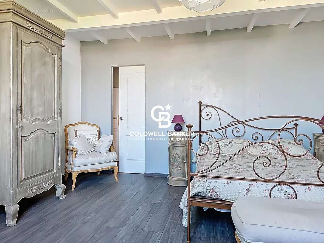 Maison à SAINT-JEAN-D&#039;ANGELY