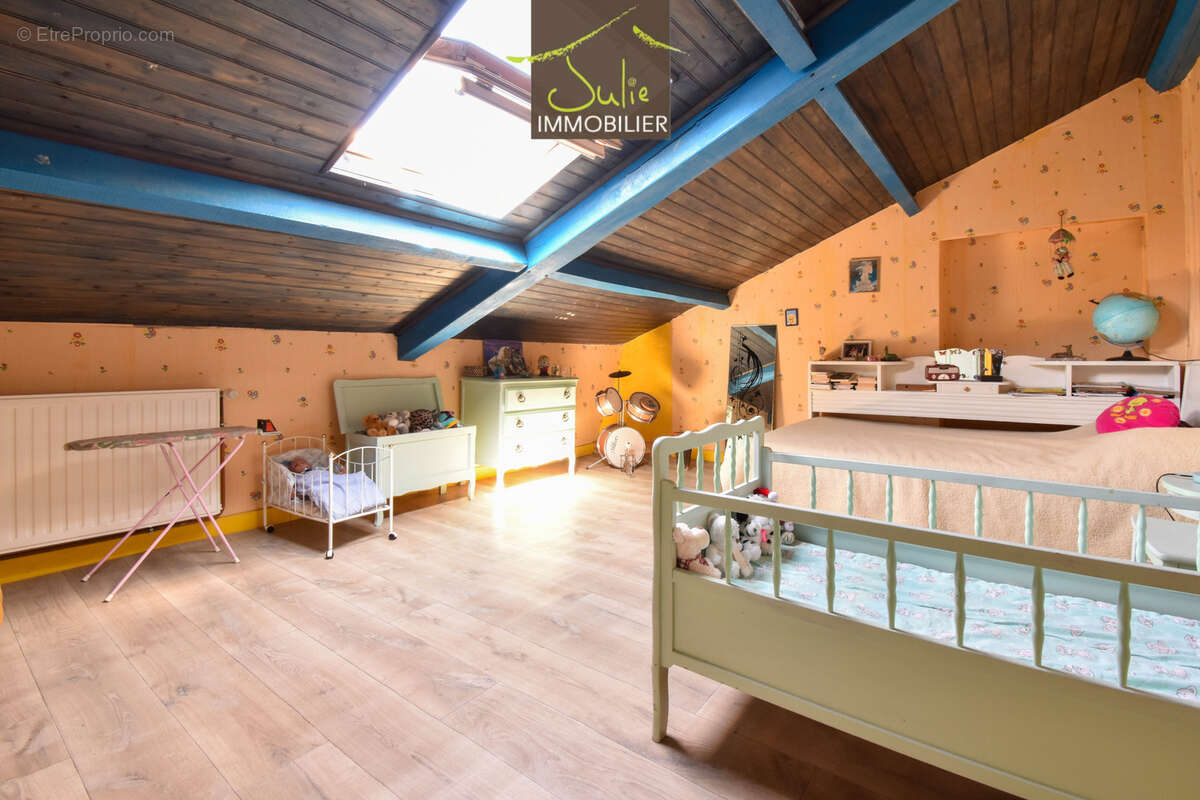 Maison à MONCOUTANT