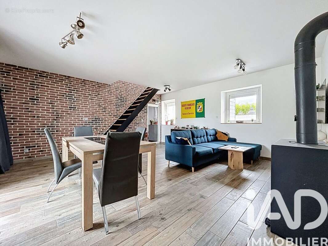 Photo 3 - Maison à SAINT-GUINOUX