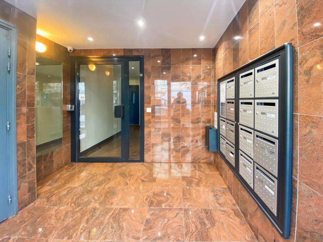 Appartement à CORBEIL-ESSONNES