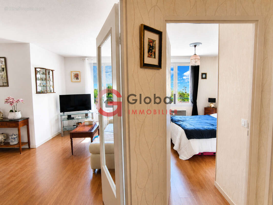 Appartement à FONTAINE