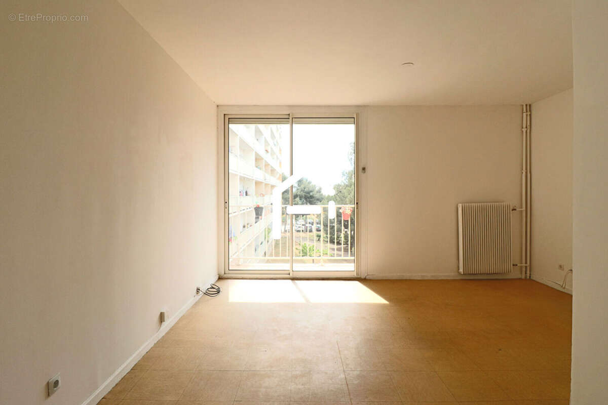 Appartement à PORT-DE-BOUC
