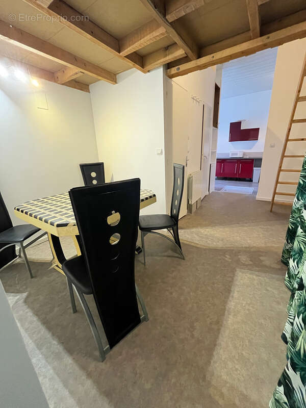 Appartement à SAINT-ETIENNE