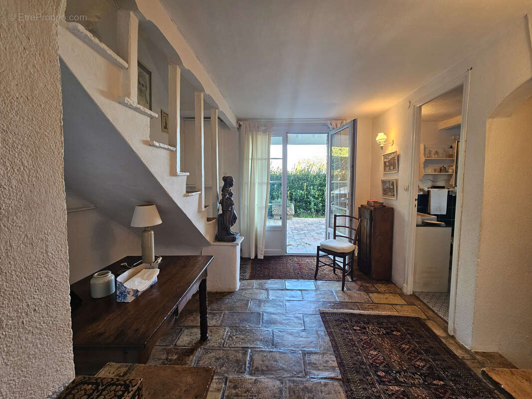 Maison à PLAN-DE-LA-TOUR