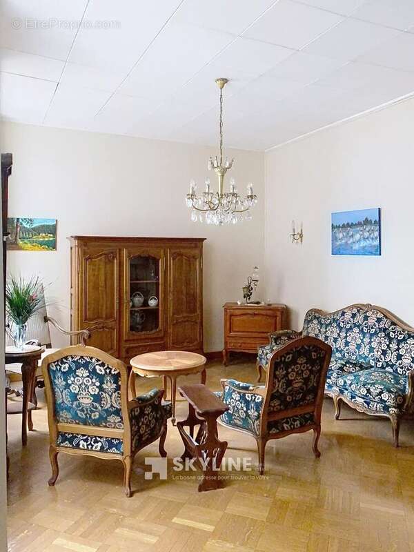 Appartement à MARSEILLE-1E