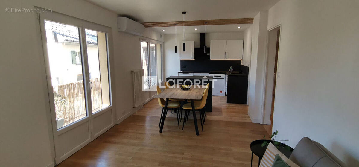 Appartement à ALBERTVILLE