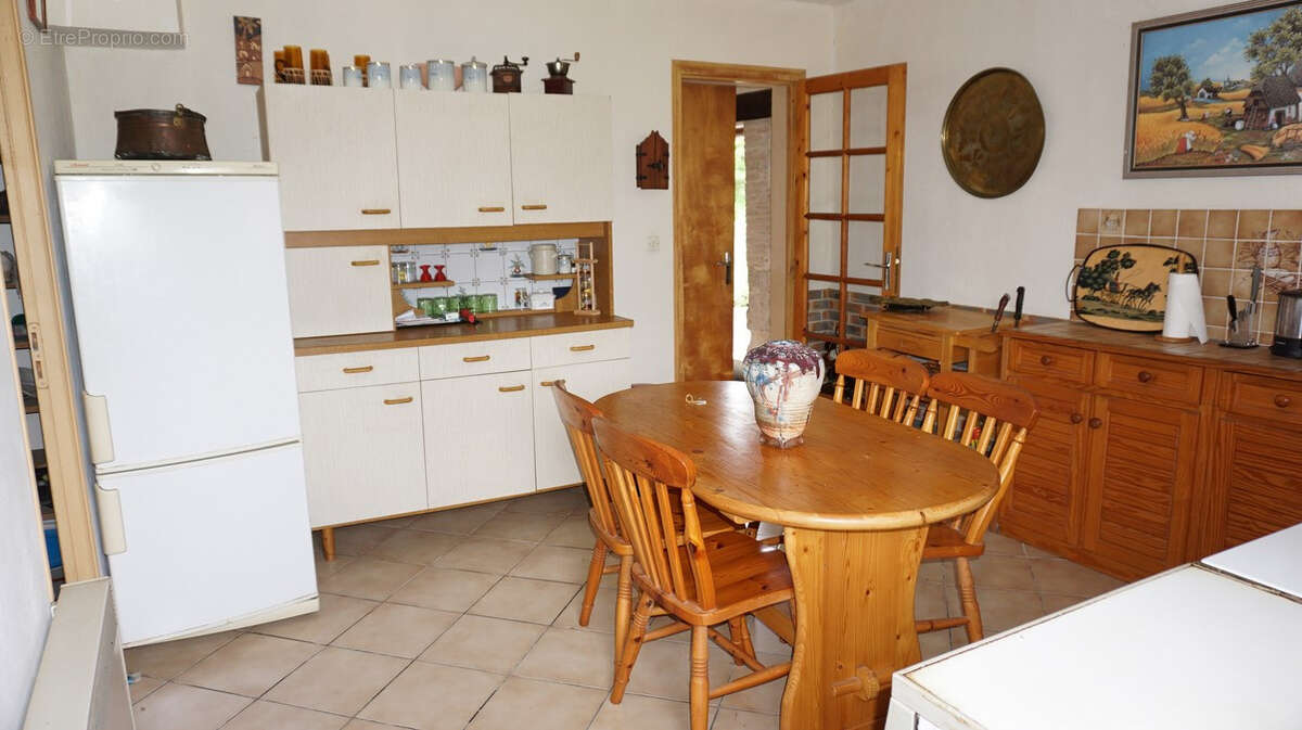 Maison à CASTELNAU-MONTRATIER