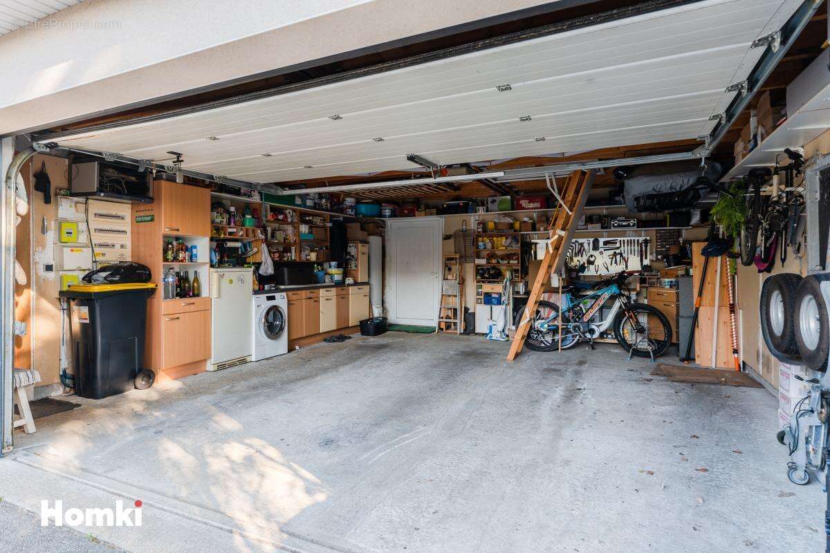 Maison T6 à vendre – 136 m2Loi Carrez (155 m2 au sol) – La Chapelle-sur-Erdre - photo 16
