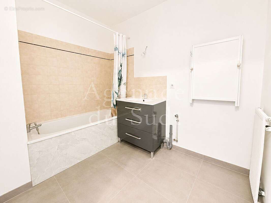 Appartement La Ciotat 4 pièce(s) 86 m2 - photo 12