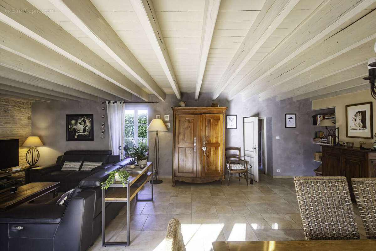 R5LP3243 - Maison à PRAHECQ