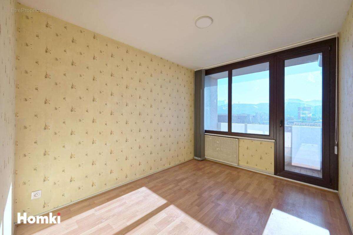 Appartement à ECHIROLLES