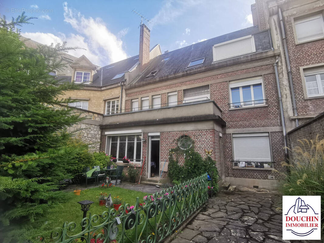 Appartement à ABBEVILLE