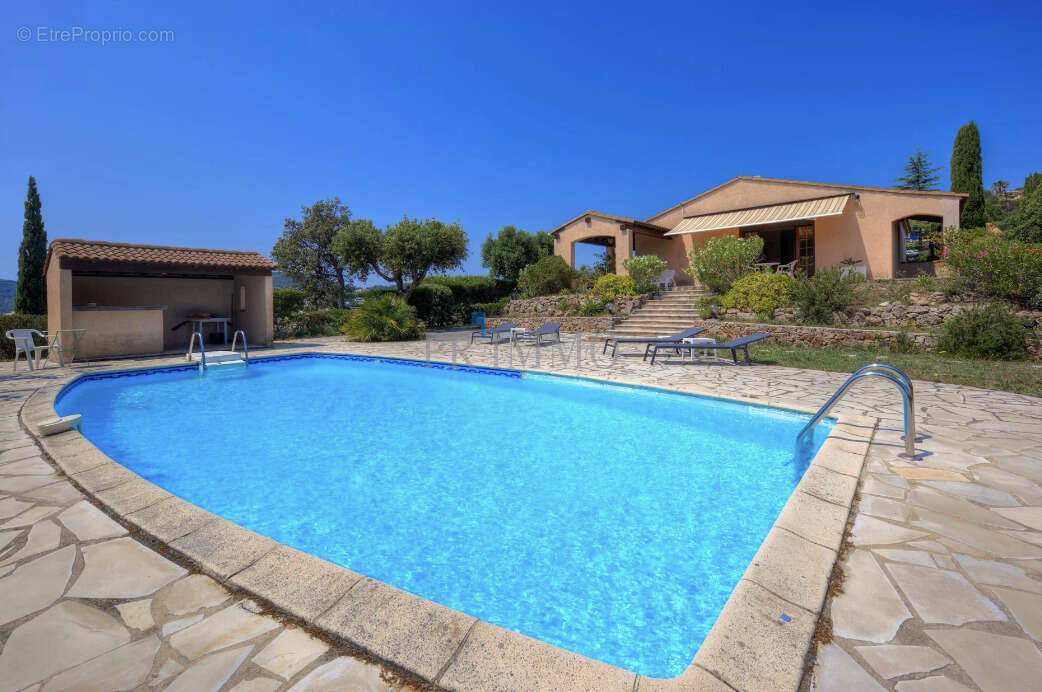 Maison à FREJUS