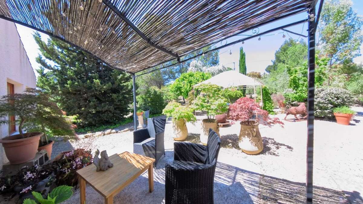 Maison 229 m² à Cesseras  - photo 214