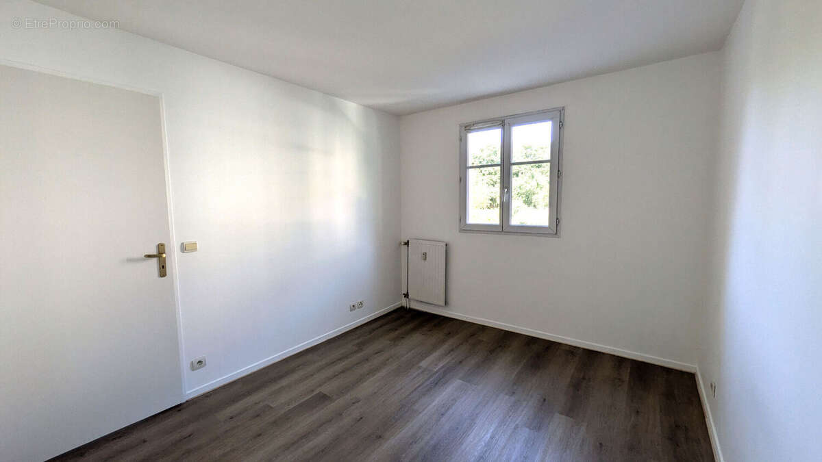 Appartement 40 m² à Eragny  - photo 9